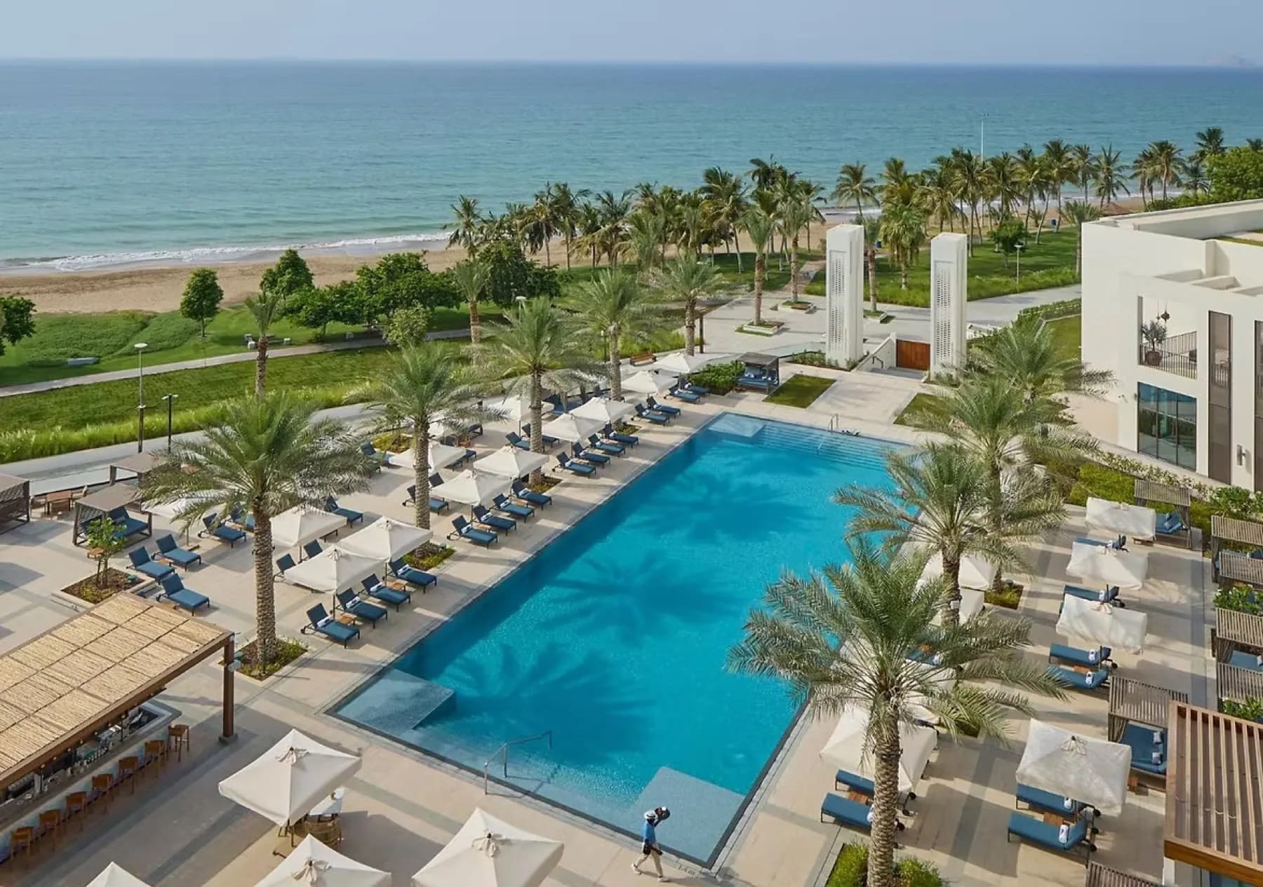 Mandarin Oriental Muscat outdoor lounge setting